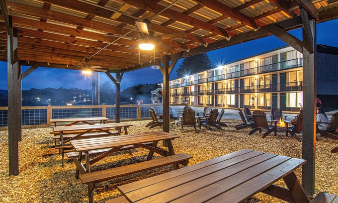 Copperhill Hotel | The Mallard Hotel