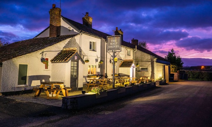 Cannington Bed & Breakfast | The Malt Shovel