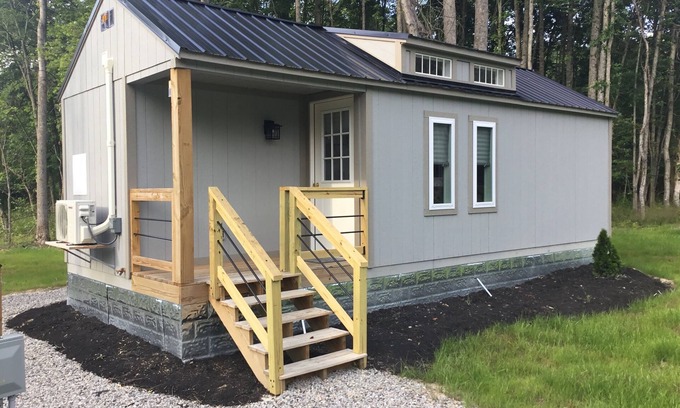 Summerlee House | The Manhattan Loft Tiny House, New River Gorge National Park