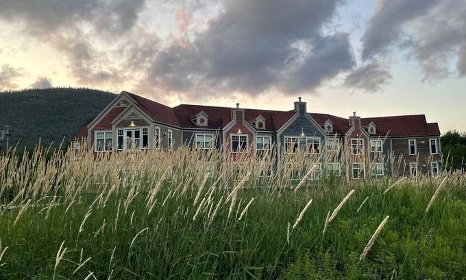 Steady Brook Hotel | The Marble Villa