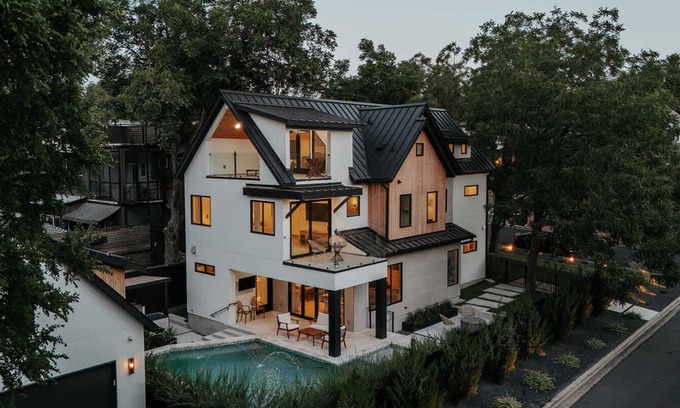 Bouldin House | The Marilyn Summary: