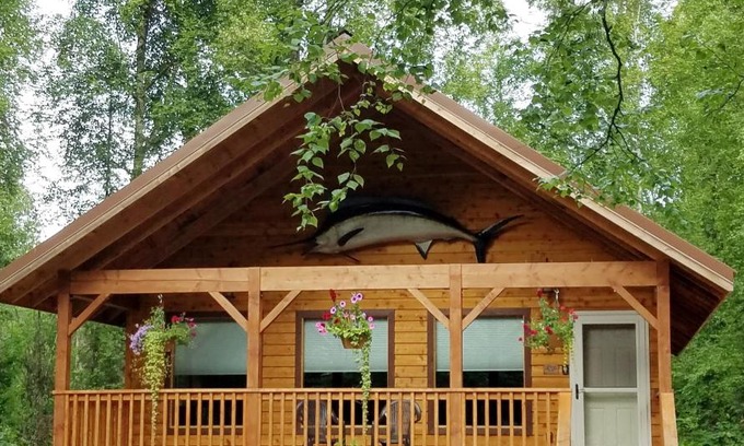 Talkeetna Ski Chalet | The Marlin Cabin