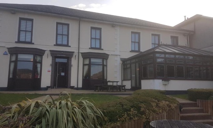 Aberdare Bed & Breakfast | The Marquis Inn