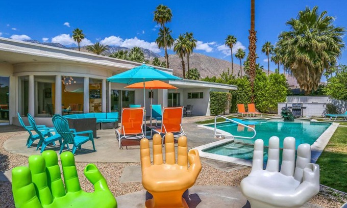 Twin Palms House | The Martini House Permit# 380