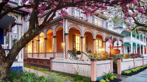 Cape May Bed & Breakfast | The Mason Cottage Downtown