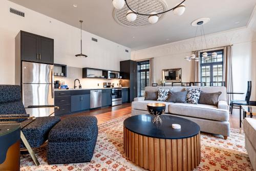 Central Business District Hotel | The Mayfair