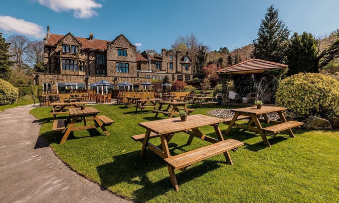 Grindleford Hotel | The Maynard