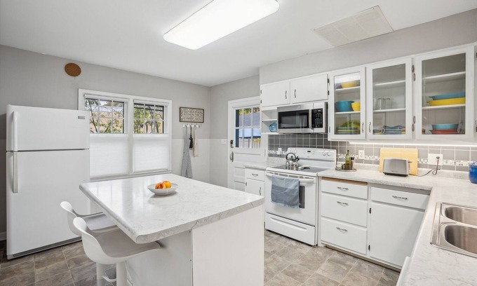 Eau Claire Condo | The Mckinley House 3 Bedroom Condo