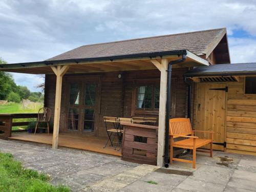 Wixford Ski Chalet | The Meadow