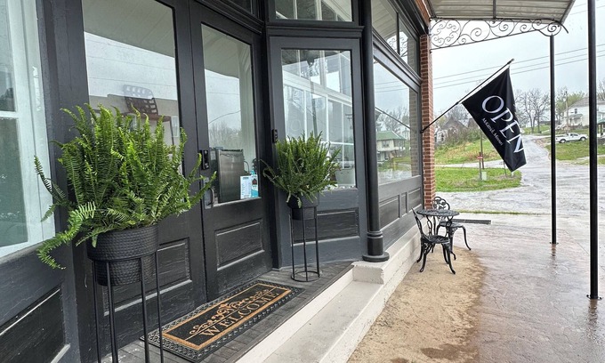 McKittrick Apartment | The Mercantile on the Katy Trail