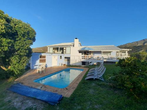 Pringle Bay House | The Mermaid's Tail