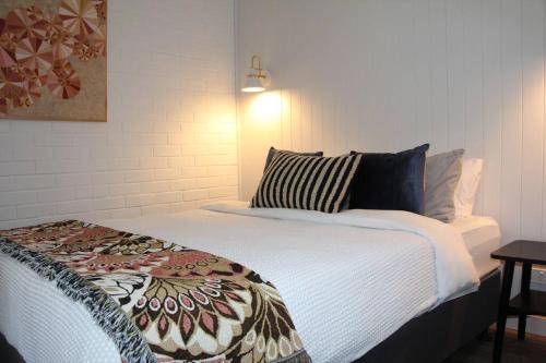 Merredin Apartment | The Merredin Treasury Cottage