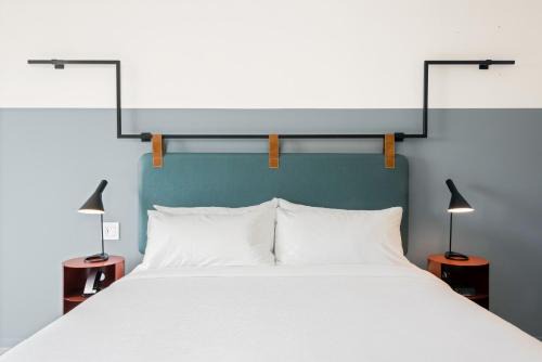 Downtown Los Angeles Hotel | The Metric - Los Angeles Downtown