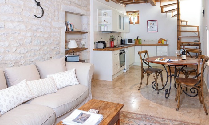 Puligny-Montrachet Apartment | The Mews, Puligny-Montrachet. Comfort, charm, cheerful, restored Barn, sleeps 2.