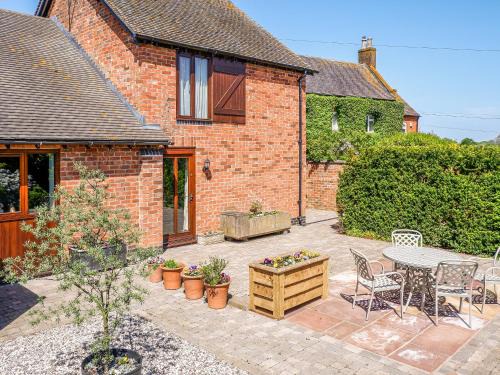 Burton on Trent House | The Milking Parlour