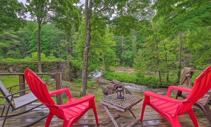 Mill River Cabin | 'The Mill River Cabin’ w/Fireplace & River View!