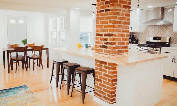 Laurium House | The Miners Rest