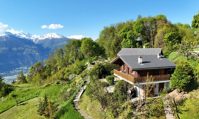 Randogne Ski Chalet | The Mirador Lodge - Crans Montana - Swiss Alps
