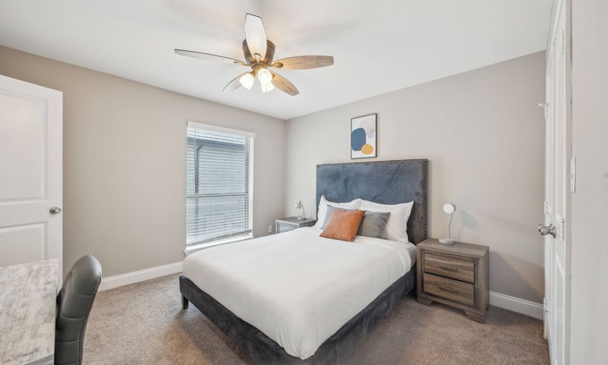 South Arlington Apartment | The Mirage 279 I Comfy 1 Bed 1 Bath