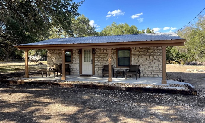 Wimberley Cabin | The Mockingbird Inn
