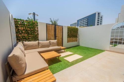 Mina Al Arab House | The Modern Escape