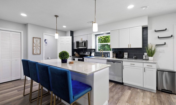 Morgantown House | The Modern Mountaineer