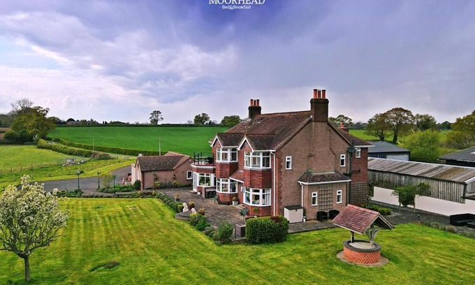 Loppington Bed & Breakfast | The Moorhead Bed & Breakfast