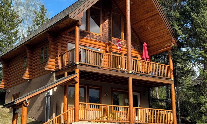 East Kootenay Cabin | The Moose Den - BL# STRU 2024-043