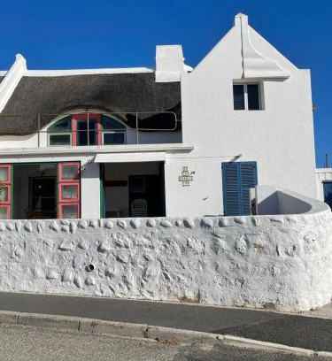 Arniston House | The Morris Inn