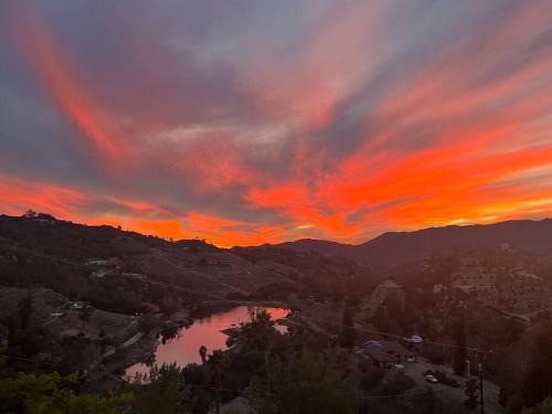 Fallbrook Villa | The most breathtaking Lake and Mountain View
