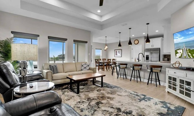 Laguna Vista House | The Mother of Pearl- 26 Val