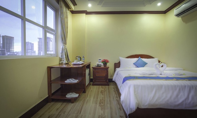 Prampir Makara House | The Mou Hotel - Double Room - Free Bicycle usage