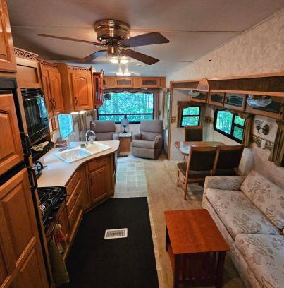 Presque Isle Villa | The Mountaineer-Presque Isle Campground #4