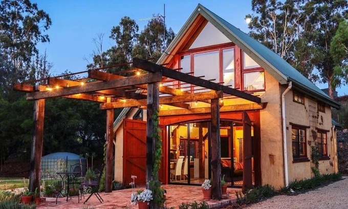 Alexandra Villa | The Muddy