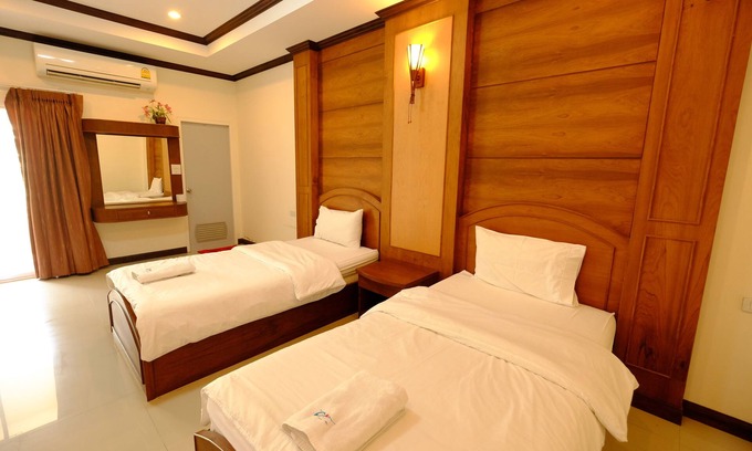 Mukdahan Hotel | The Muk Lagoon