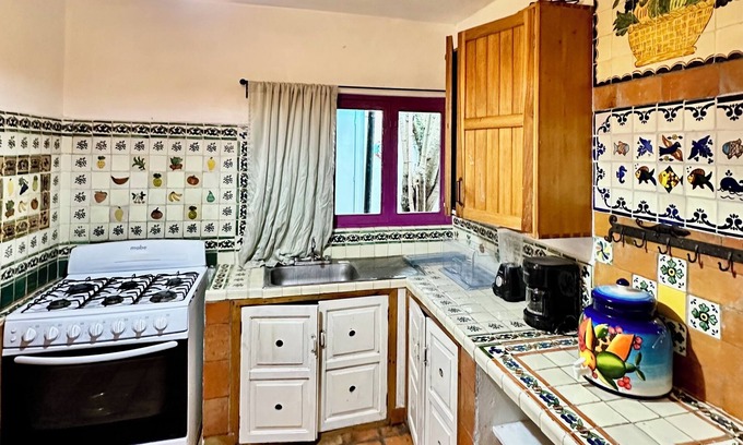 Del Cerrillo Apartment | The Etelvina Suites
