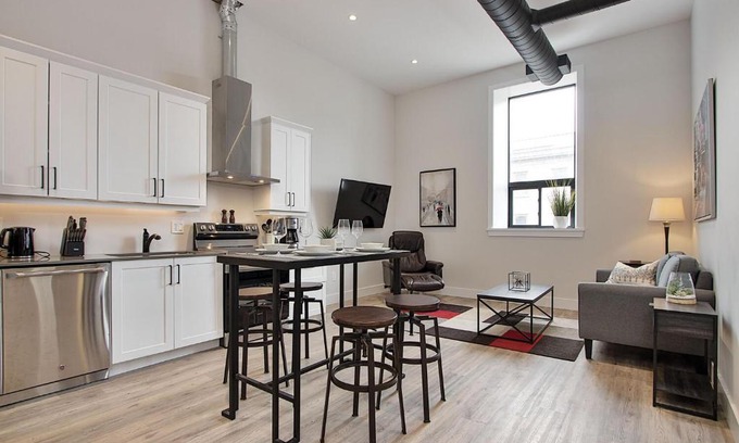 St. Mary's Apartment | The National on Queen