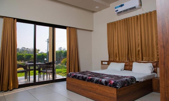 Matar Villa | The nature’s weekend home