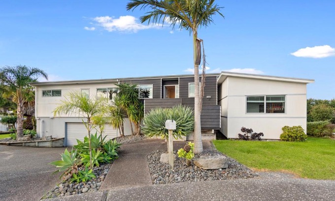 Mangawhai Heads House | The Nautical Bach - Mangawhai Heads Holiday Home