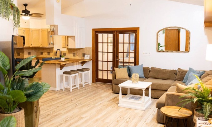 Laurel House | The Nautilus Casita