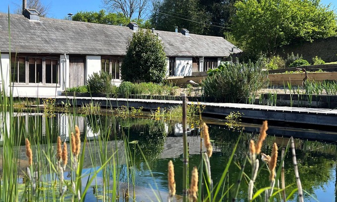 West Compton Cottage | The Neap - sleeps 2 guests in 1 bedroom