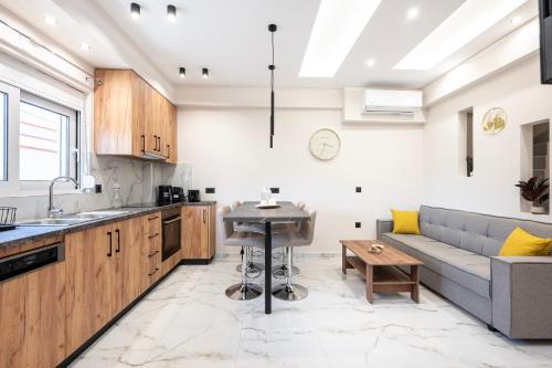 Kos Apartment | The Neptunian Suite - 1Min to the Beach