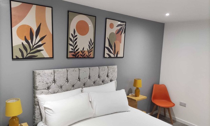 Banbury House | The Nest, 4 bedroom house