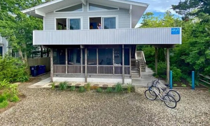 Cape May Point House | The Nest is a spacious 4 bedroom, 2 bath home just 1.5 short blocks to the beach.