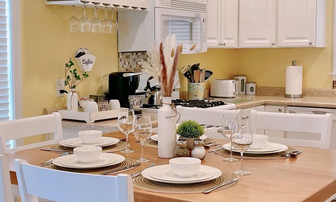 South Haven House | ❤️The Nest❤️ Shot Walk to Beach, Park, Riverfront & Downtown