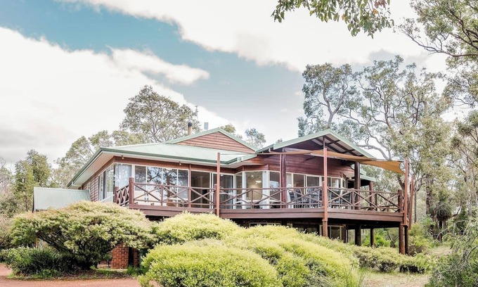 Yallingup Siding House | The Nest Tranquil Bush Retreat near Dunsborough