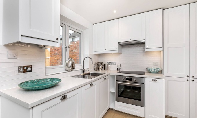 Winchester Cottage | The Nestle House