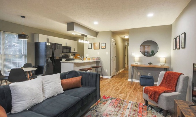 Martinsburg House | The New York'er 3 bedroom Duplex
