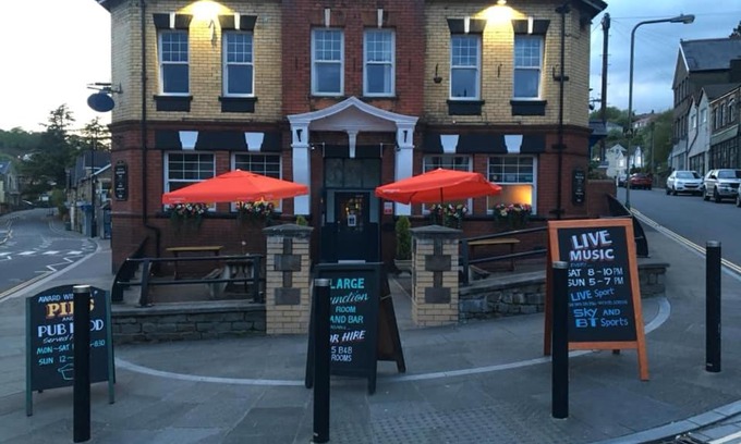 Newbridge Hotel | The Newbridge Hotel