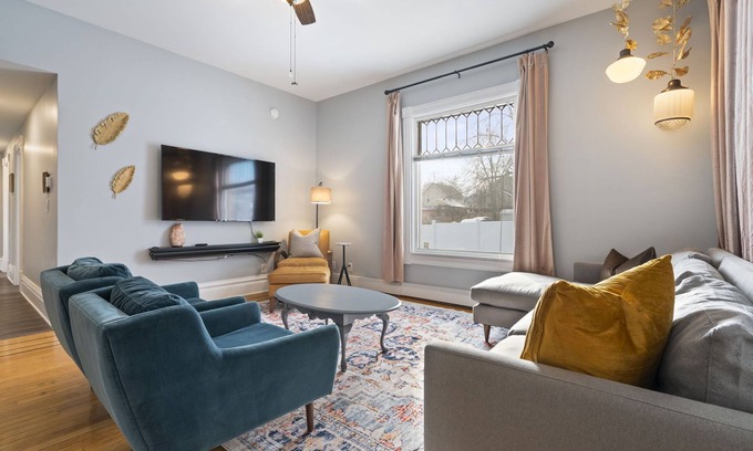 Hastings Apartment | The Nininger Historic 3 BR Apt - Walk to DT, Dog Friendly